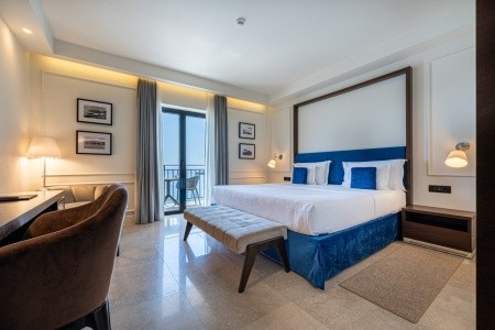 Hotel California By Aycon - 12