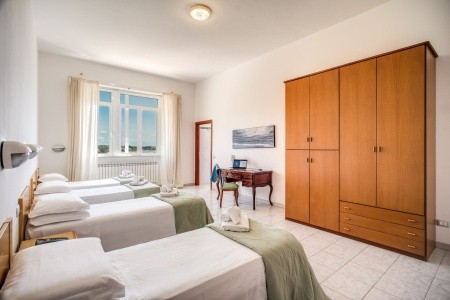 Villa Mg Hotel (Santa Marinella) - 17