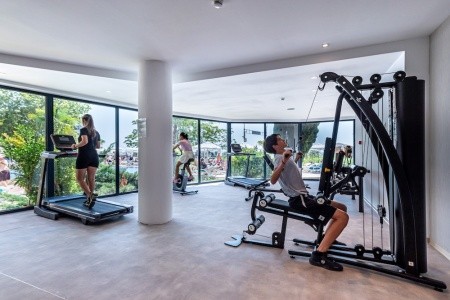 Zenith (Ex.marlin Beach) - 48