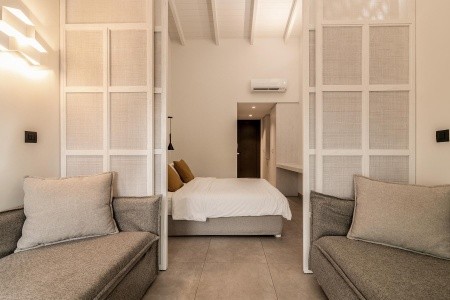 New Beach Hotel - 5