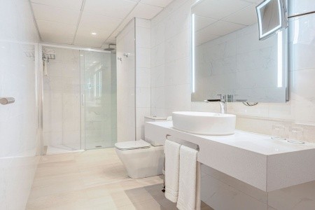 Španielsko Barcelona Auto Hogar 14 dňový pobyt Raňajky Letecky Letisko: Praha October 2025 (25/10/25- 7/11/25)