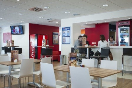 Španielsko Madrid Travelodge Madrid Alcala 9 dňový pobyt Raňajky Letecky Letisko: Praha October 2025 ( 2/10/25-10/10/25)