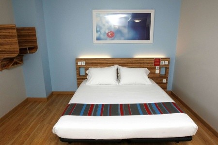 Španielsko Madrid Travelodge Madrid Alcala 9 dňový pobyt Raňajky Letecky Letisko: Praha October 2025 ( 2/10/25-10/10/25)