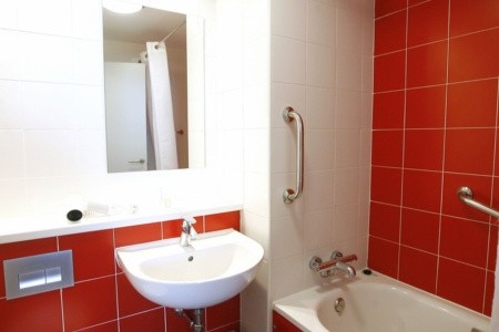 Španielsko Madrid Travelodge Madrid Alcala 9 dňový pobyt Raňajky Letecky Letisko: Praha October 2025 ( 2/10/25-10/10/25)