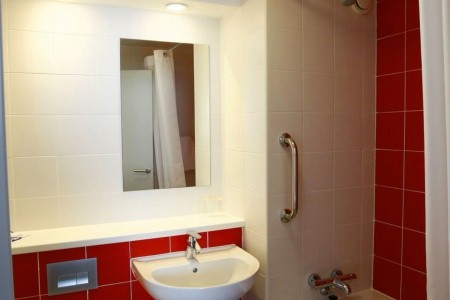 Španielsko Madrid Travelodge Madrid Alcala 9 dňový pobyt Raňajky Letecky Letisko: Praha October 2025 ( 2/10/25-10/10/25)