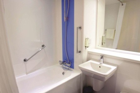 Španielsko Madrid Travelodge Madrid Alcala 9 dňový pobyt Raňajky Letecky Letisko: Praha October 2025 ( 2/10/25-10/10/25)