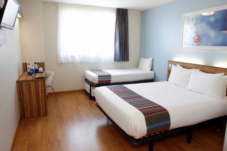 Španielsko Madrid Travelodge Madrid Alcala 9 dňový pobyt Raňajky Letecky Letisko: Praha October 2025 ( 2/10/25-10/10/25)