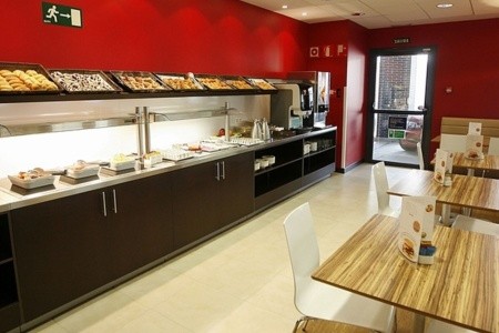 Španielsko Madrid Travelodge Madrid Alcala 9 dňový pobyt Raňajky Letecky Letisko: Praha October 2025 ( 2/10/25-10/10/25)