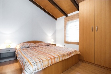 Chorvátsko Severná Dalmácia Apartmány 3298-1235 8 dňový pobyt Bez stravy Vlastná October 2025 ( 7/10/25-14/10/25)
