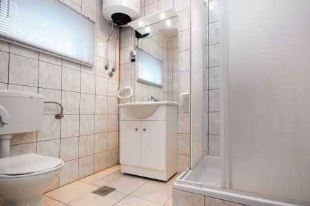 Chorvátsko Severná Dalmácia Apartmány 3298-1235 8 dňový pobyt Bez stravy Vlastná October 2025 ( 7/10/25-14/10/25)