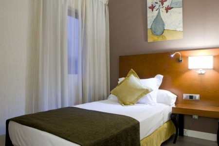 Španielsko Madrid Puerta De Toledo 9 dňový pobyt Raňajky Letecky Letisko: Praha August 2025 (18/08/25-26/08/25)