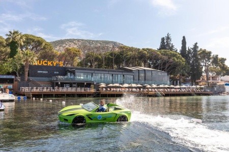 Unique Lifestyle Hotel - 41