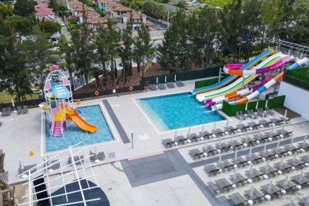 Ramada Hotel & Suites By Wyndham - 84