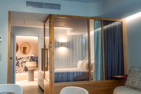 Madeira Caniço The Views Oasis 8 dňový pobyt Polpenzia Letecky Letisko: Budapešť September 2026 ( 7/09/26-14/09/26)