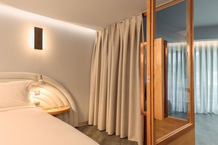 Madeira Caniço The Views Oasis 8 dňový pobyt Polpenzia Letecky Letisko: Budapešť September 2026 ( 7/09/26-14/09/26)