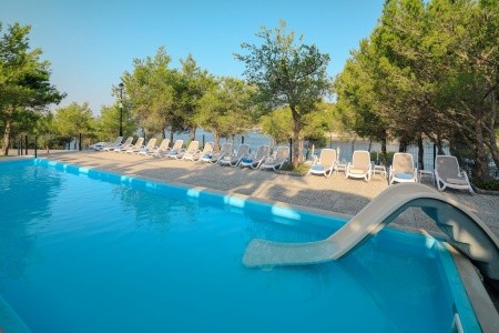 Gava Waterman Island Cottages