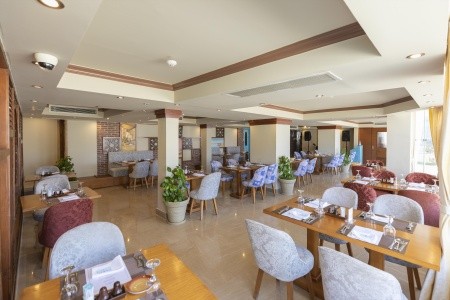 Sunrise Holidays Resort - 9