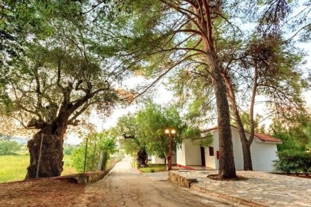 Alykes Park Bungalows & Apartments - 2