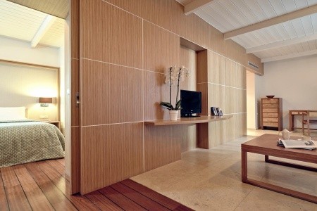 Pilot Beach Resort - 18