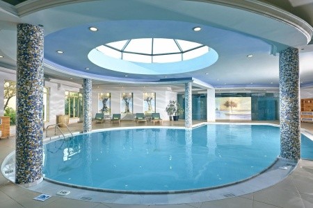 Pilot Beach Resort - 35