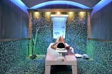 Pilot Beach Resort - 39