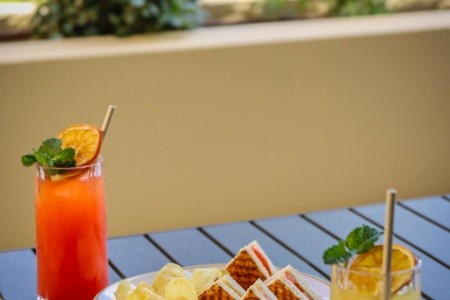 Madeira Caniço The Views Oasis 8 dňový pobyt Polpenzia Letecky Letisko: Budapešť September 2026 ( 7/09/26-14/09/26)