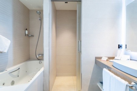 Kanárske ostrovy Lanzarote Lava Beach 10 dňový pobyt Raňajky Letecky Letisko: Praha September 2025 (15/09/25-24/09/25)