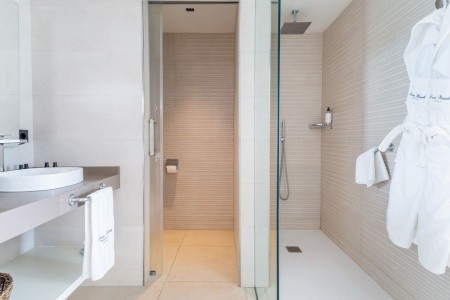 Kanárske ostrovy Lanzarote Lava Beach 10 dňový pobyt Raňajky Letecky Letisko: Praha September 2025 (15/09/25-24/09/25)