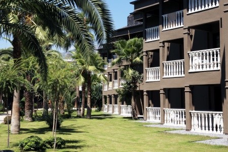 Sailors Beach Club - 29