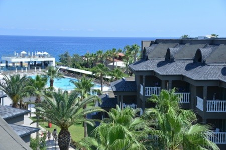 Sailors Beach Club - 30