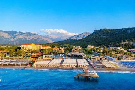 Sailors Beach Club - 37