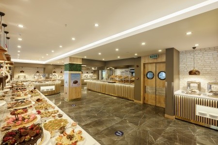 Sailors Beach Club - 47