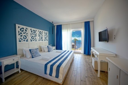 Blue Dreams Resort & Spa - 7