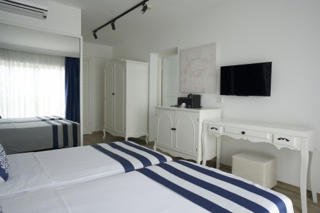 Blue Dreams Resort & Spa - 9