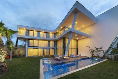 Turecko Bodrum Le Meridien Bodrum Beach 8 dňový pobyt Ultra All inclusive Letecky Letisko: Katovice August 2026 (30/08/26- 6/09/26)