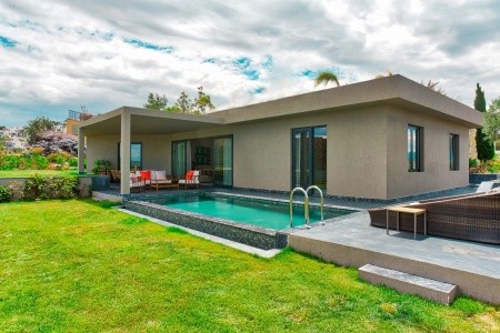 Turecko Bodrum Le Meridien Bodrum Beach 8 dňový pobyt Ultra All inclusive Letecky Letisko: Katovice August 2026 (30/08/26- 6/09/26)