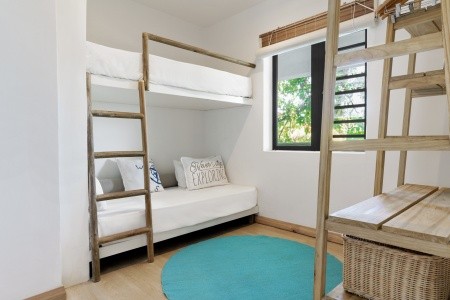 Maurícius Grand Baie Coin De Mire Attitude 11 dňový pobyt Polpenzia Letecky Letisko: Praha March 2026 ( 8/03/26-18/03/26)