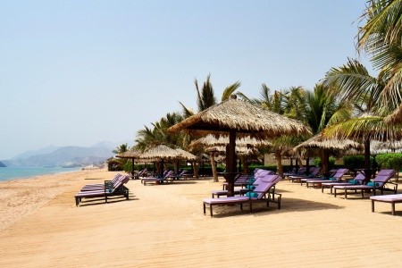 Spojené arabské emiráty Fujairah Le Meridien Al Aqah Beach Resort 14 dňový pobyt Polpenzia Letecky Letisko: Praha February 2026 ( 4/02/26-17/02/26)