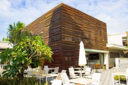 Crystals Beach Resort Belle Mare - 18