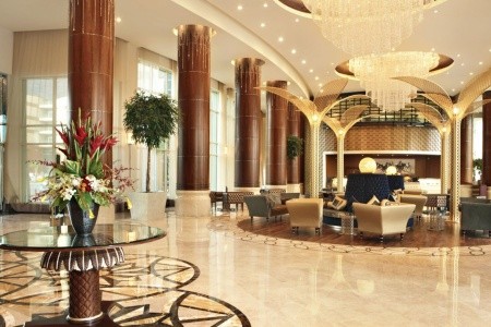 Spojené arabské emiráty Abu Dhabi Khalidiya Palace Rayhaan 12 dňový pobyt Plná penzia Letecky Letisko: Praha August 2026 (18/08/26-29/08/26)