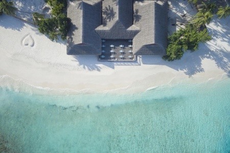 Maldivy Severný Atol Male Malahini Kuda Bandos 14 dňový pobyt Polpenzia Letecky Letisko: Praha April 2026 (12/04/26-25/04/26)