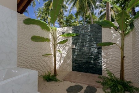 Maldivy Severný Atol Male Malahini Kuda Bandos 14 dňový pobyt Polpenzia Letecky Letisko: Praha April 2026 (12/04/26-25/04/26)