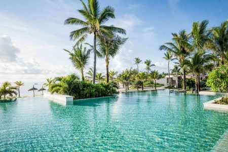 Maurícius Belle Mare Long Beach 10 dňový pobyt All Inclusive Letecky Letisko: Praha April 2026 ( 8/04/26-17/04/26)