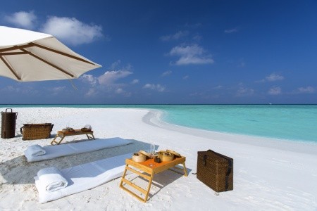 Maldivy Severný Atol Male Gili Lankanfushi Maldives 12 dňový pobyt Polpenzia Letecky Letisko: Viedeň October 2025 (21/10/25- 1/11/25)
