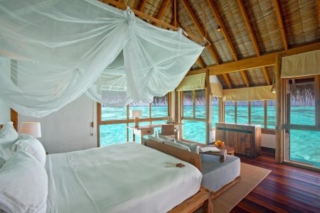 Maldivy Severný Atol Male Gili Lankanfushi Maldives 12 dňový pobyt Polpenzia Letecky Letisko: Viedeň October 2025 (21/10/25- 1/11/25)