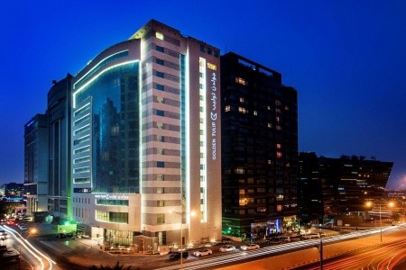 Katar Doha Golden Tulip Doha 6 dňový pobyt Polpenzia Letecky Letisko: Praha September 2025 (26/09/25- 1/10/25)