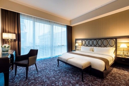 Katar Doha Golden Tulip Doha 6 dňový pobyt Polpenzia Letecky Letisko: Praha September 2025 (26/09/25- 1/10/25)