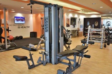 Katar Doha Golden Tulip Doha 6 dňový pobyt Polpenzia Letecky Letisko: Praha September 2025 (26/09/25- 1/10/25)