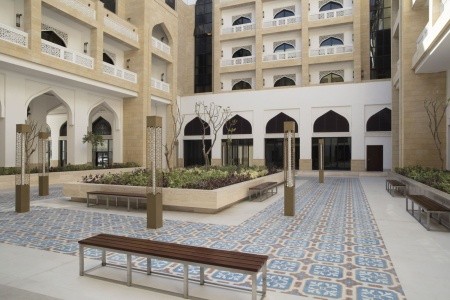 Katar Doha Al Najada Doha Hotel Apartments By Oaks 10 dňový pobyt Raňajky Letecky Letisko: Praha September 2025 (23/09/25- 2/10/25)