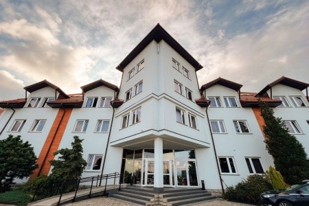 Poľsko Sudety Kyriad Karkonosze 6 dňový pobyt Polpenzia Vlastná May 2025 (17/05/25-22/05/25)